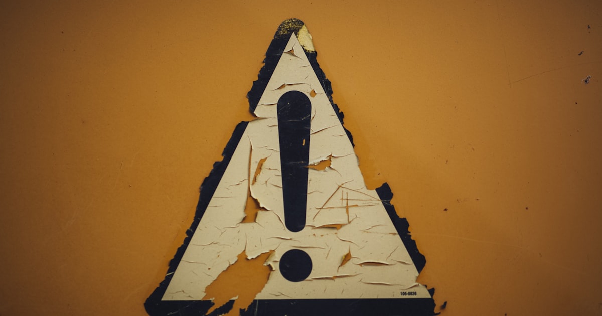Deal risk signal chart with seven risk indicators
